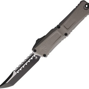 Auto Combat Troodon Hellhound
