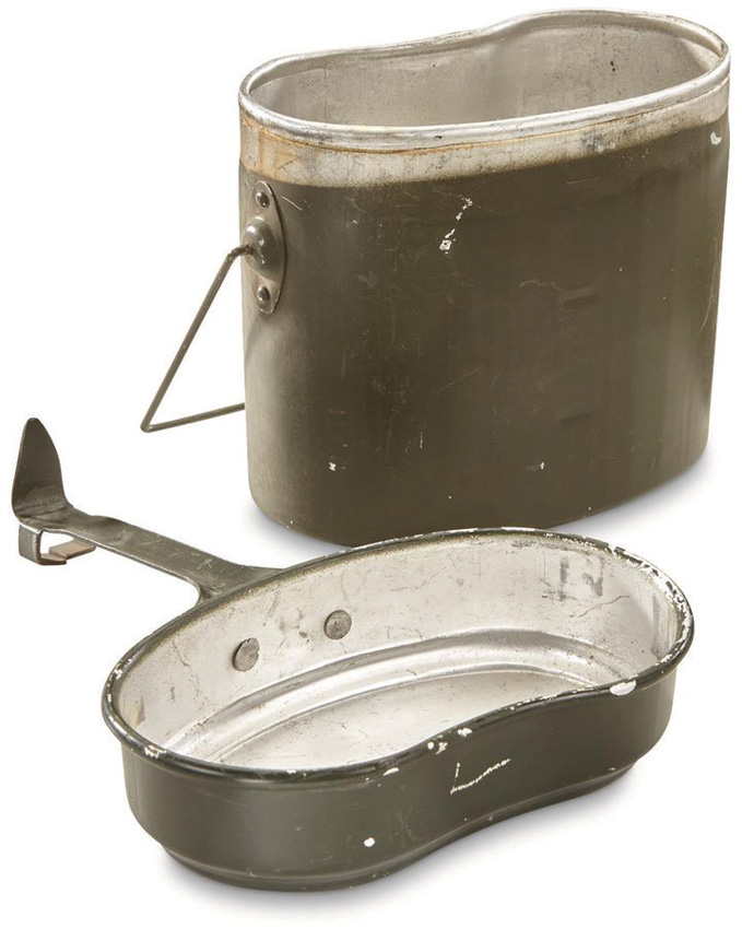 Romanian 2pc Mess Kit Used