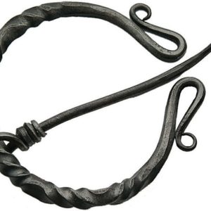 Twisted Cloak Pin